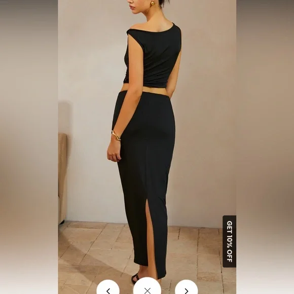 Asymmetrical Neck Ruched Top & Split Maxi Skirt Set - New with Tags - Picture 4 of 5